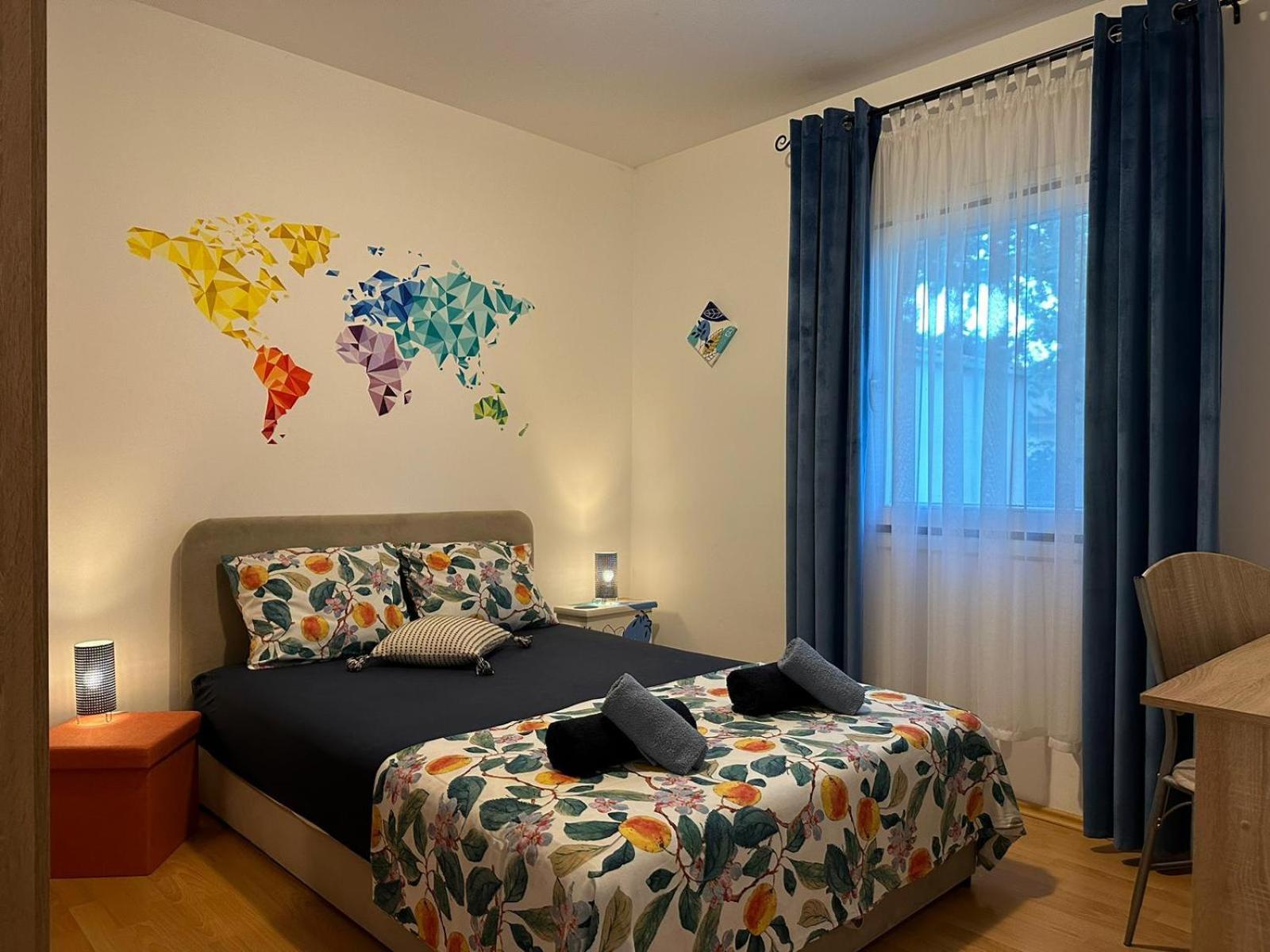 Holiday Home Mirela Шишан Экстерьер фото